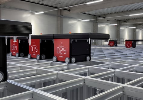 Kardex implements the world's first large AutoStore system with R5+ robots